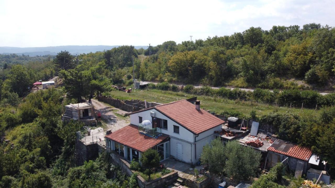 Apartments Pomjan Pogled Na Gore Ngoại thất bức ảnh